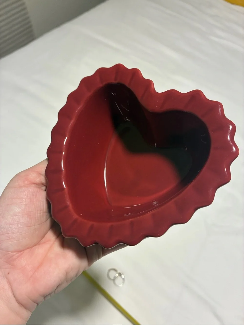 Heart-Shaped Ceramic Jewelry Dish in Deep Red